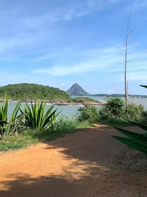 Ilha-do-Meio-Piuma